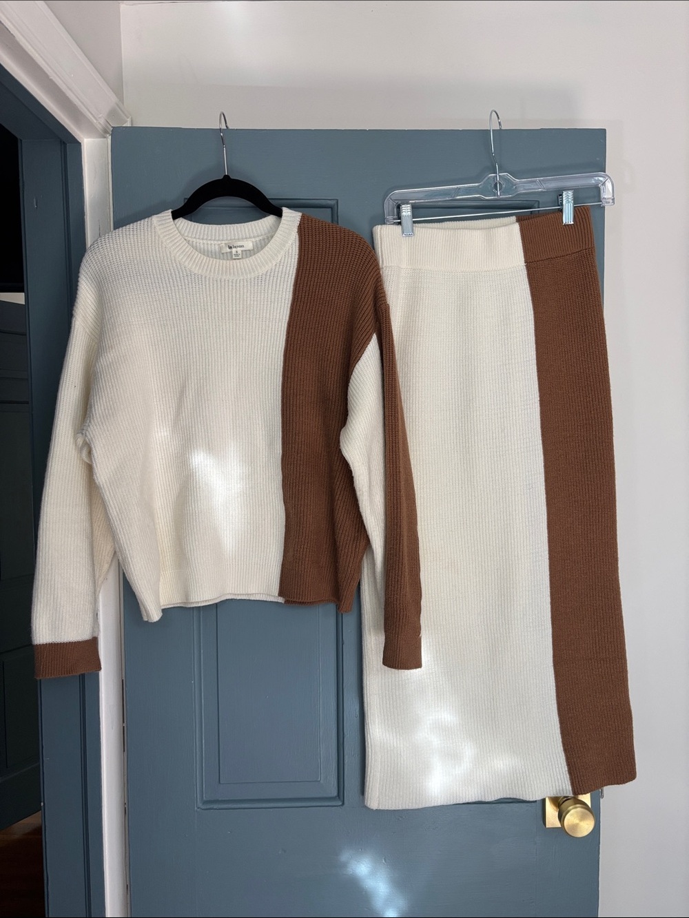 Colorblock Knit Skirt Set in Cream and Brown